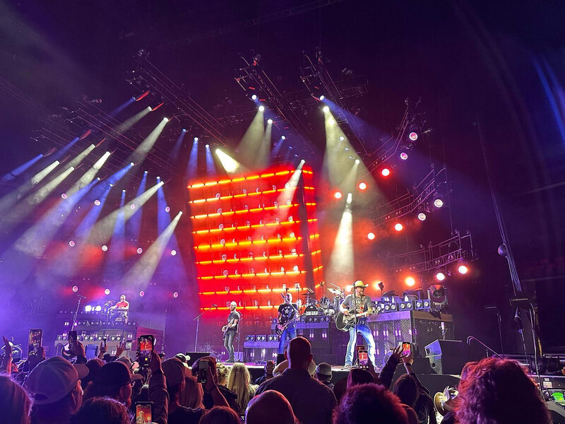 Aldean 3_PhotoCredit-Justin Mrusek and Sharyn Umaña-Angers Aldean 3_PhotoCredit-Justin Mrusek and Sharyn Umaña-Angers